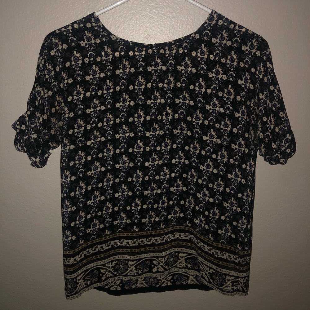 Floral t shirt from madewell 🌸🖤